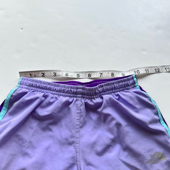 North Face Athletic Shorts Lined - Stain, No Tags - Picture 7 of 7